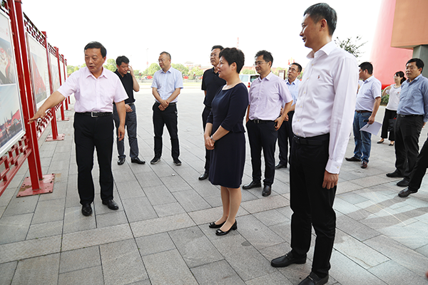 2020年6月3日，时任淮安市委书记、现任广西壮族自治区党委常委、自治区人民政府副主席蔡丽新在必赢242net官网酒业调研重大项目建设以及经济网格化开展情况。