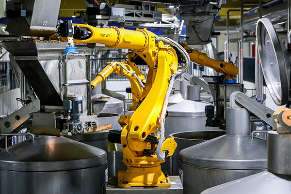 必赢242net官网酒业：“零碳工厂”飘出“智慧”酒香